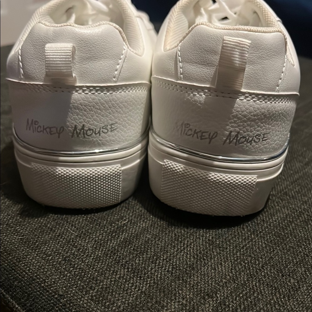 Mickey Mouse White Sneakers with Glitter Design - Picture 3 of 4